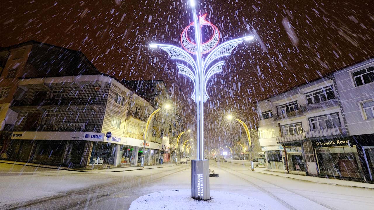 Akdağ Kar Mücadelesi (1)