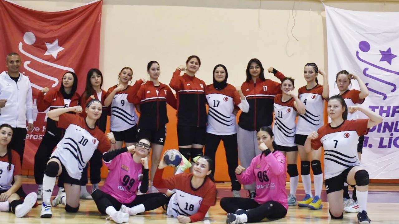 Bölge Şampiyonu Burdur (2)