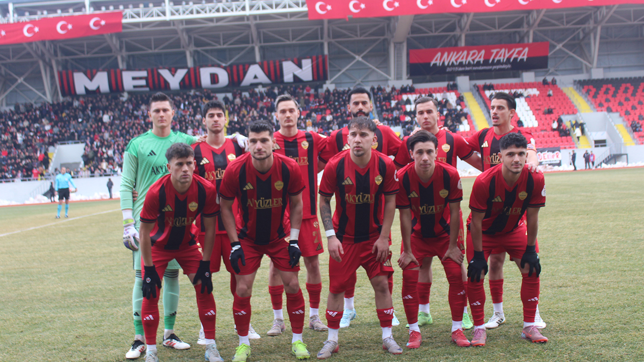 Bozokspor Evinde Yıkıldı-1