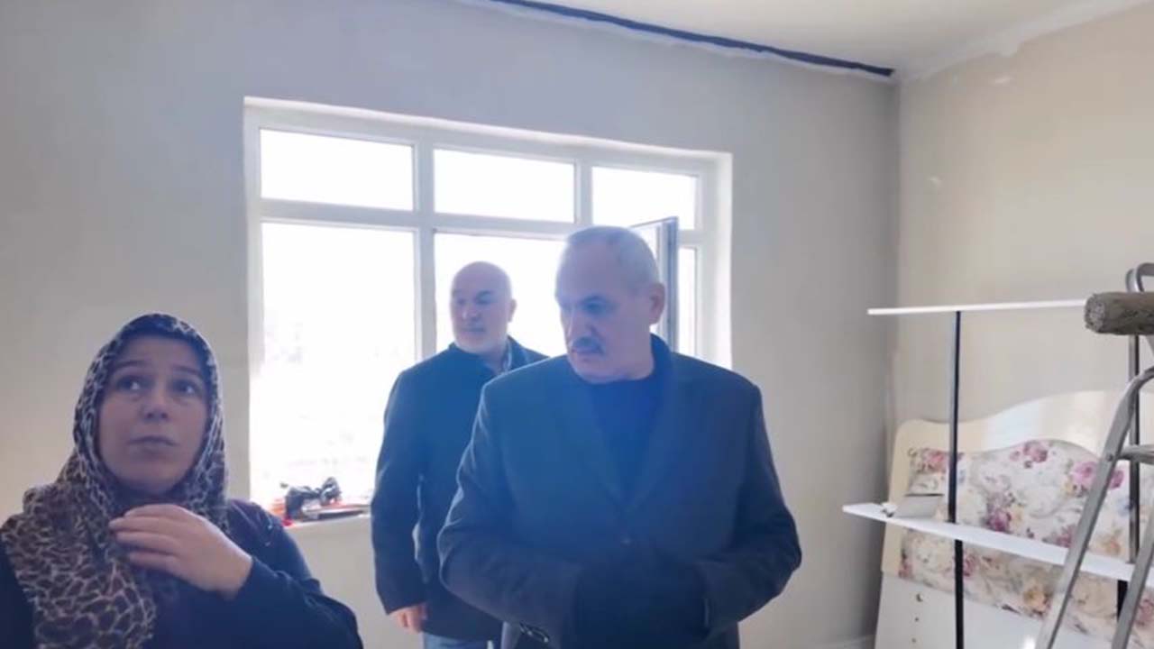 Gökhan Coşar Yanan Ev (3)