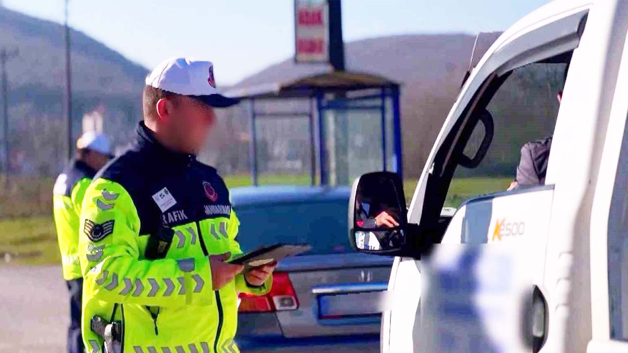 Jandarma Çayıralan Sürücü