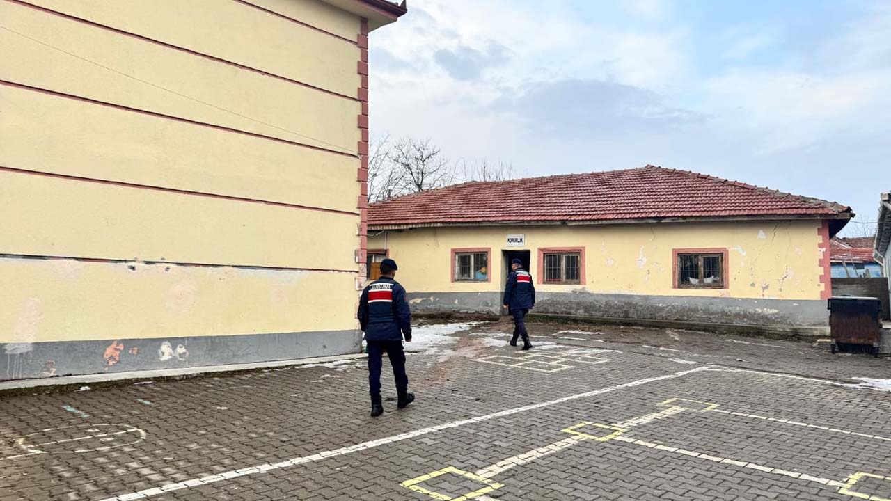 Jandarma Okul Denetimi Çayıralan (3)