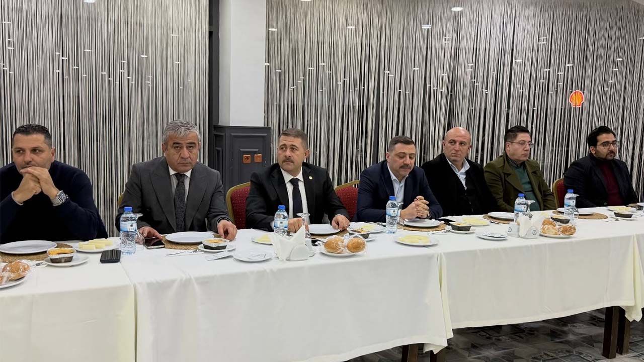 Türk Memursen Yemek Toplantı (4)