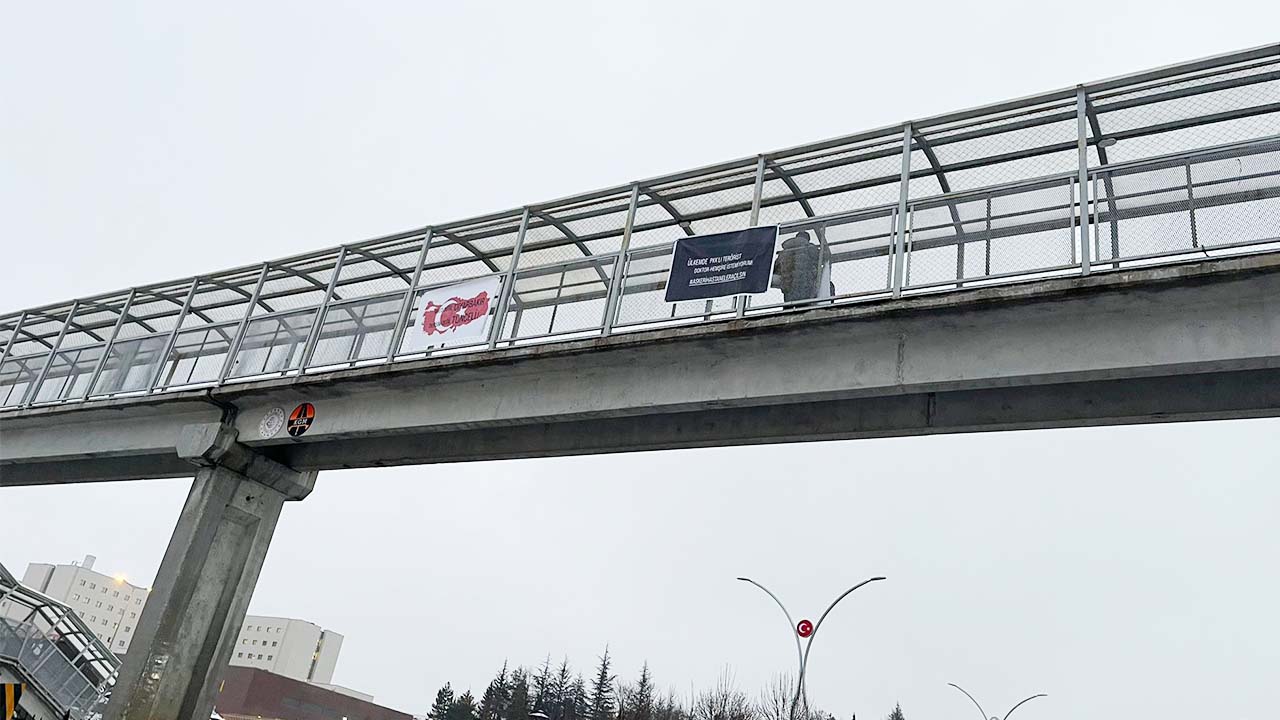 Zafer Partisi Pankart (3)