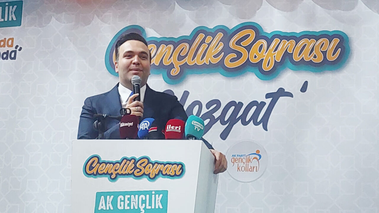 Ak Gençli̇k Bi̇r Arada (3)