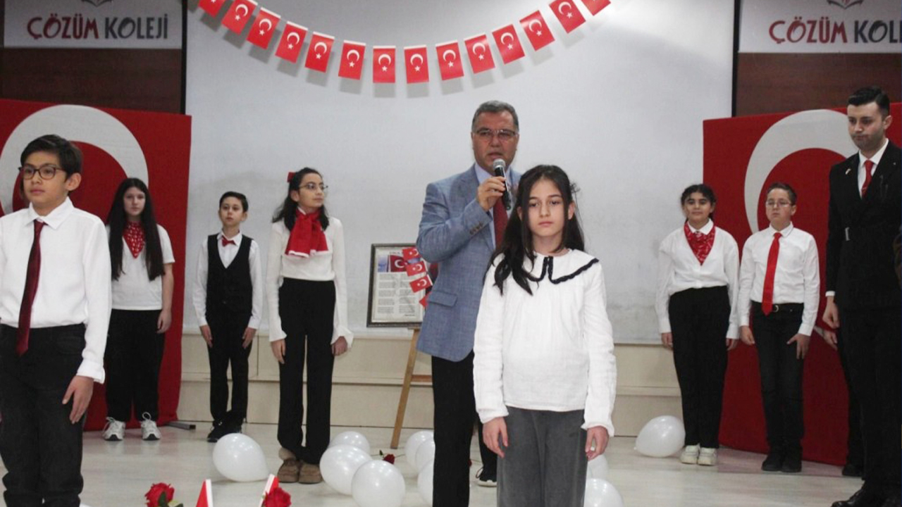 Bayrağımı Seviyorum (1)