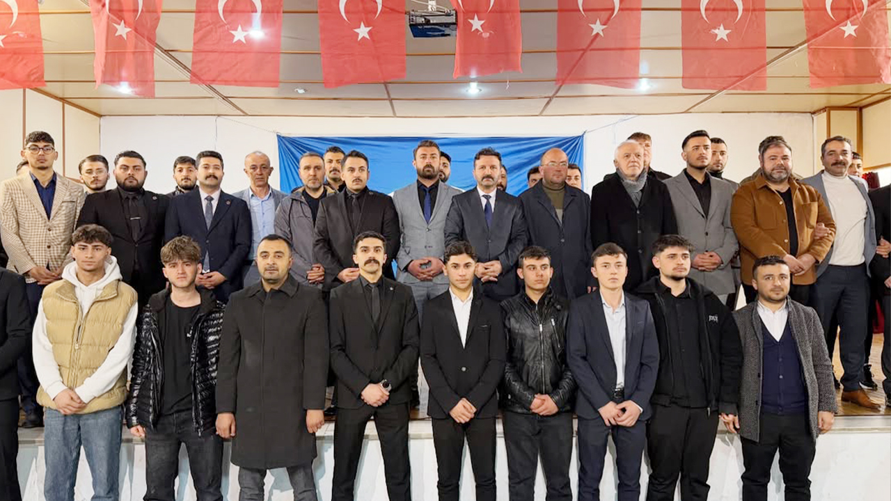 Çayıralan'da Bayrak Değişim (2)