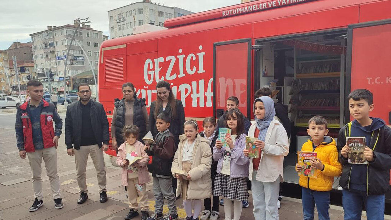 Gezici Kütüphane (1)-1
