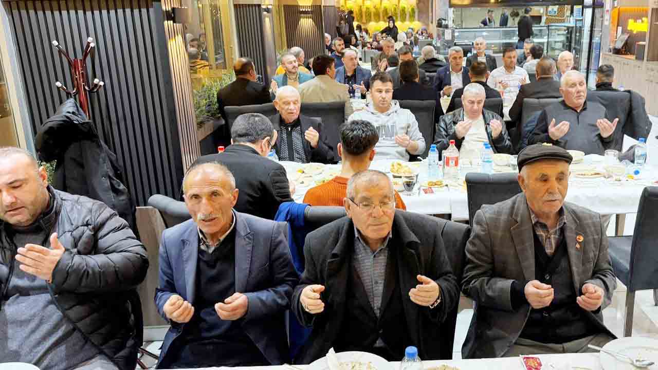 Hollanda Yozgatlılar Federasyonu İftar1