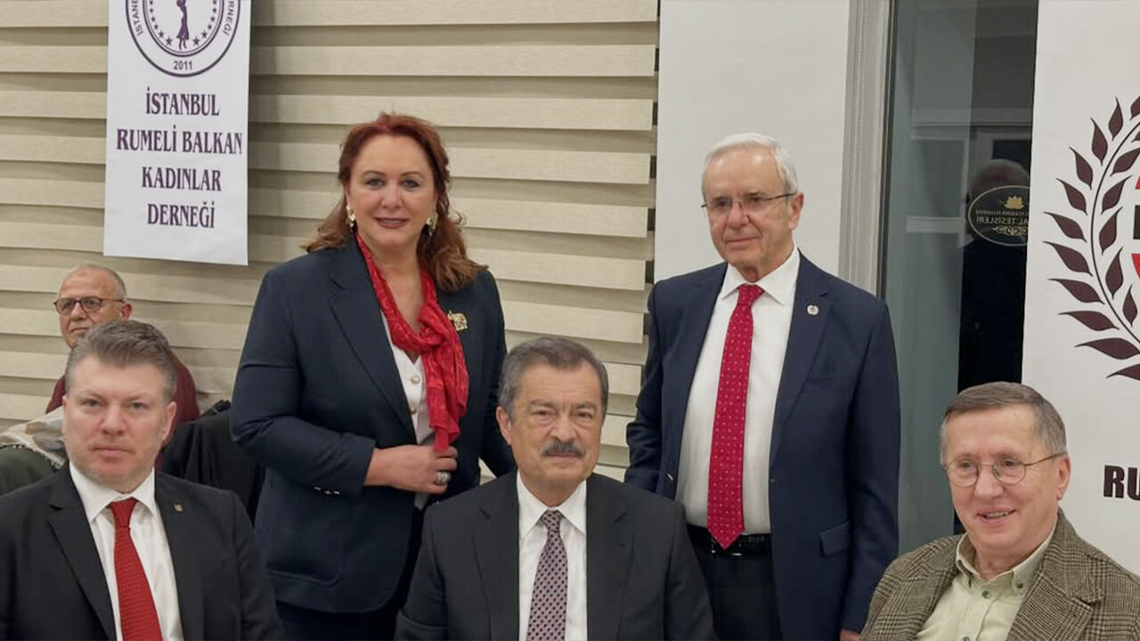 Kayalar'dan Brilik Mesajı (2)