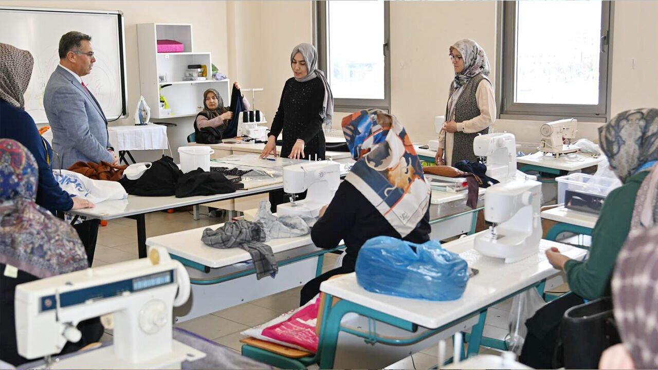 Maarifin Kalbinde Çifte Hizmet! (4)