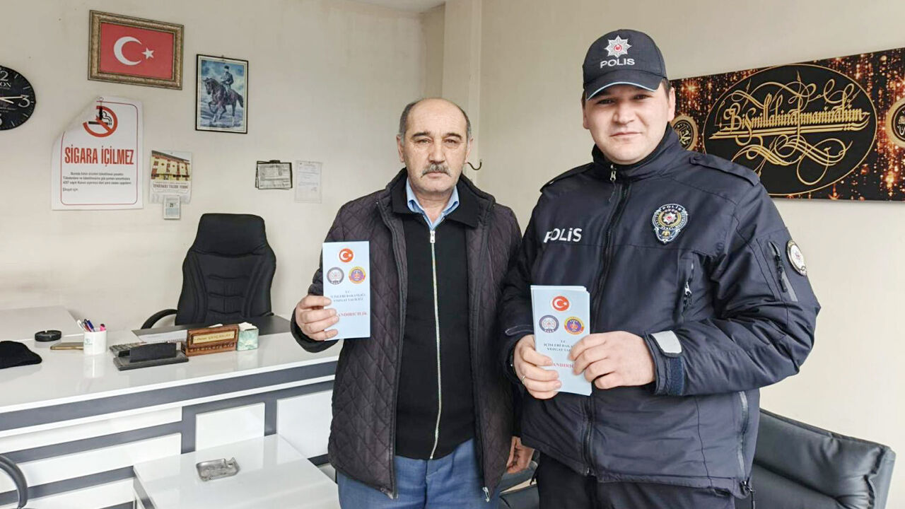 Sokaklar Huzurlu (3)