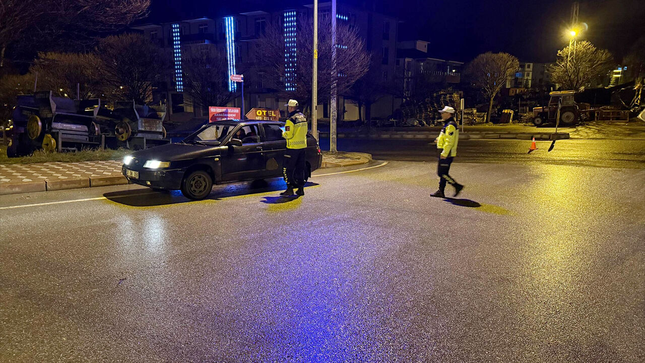 Akdağmadeni Kaymakamı Her Yerde (1)