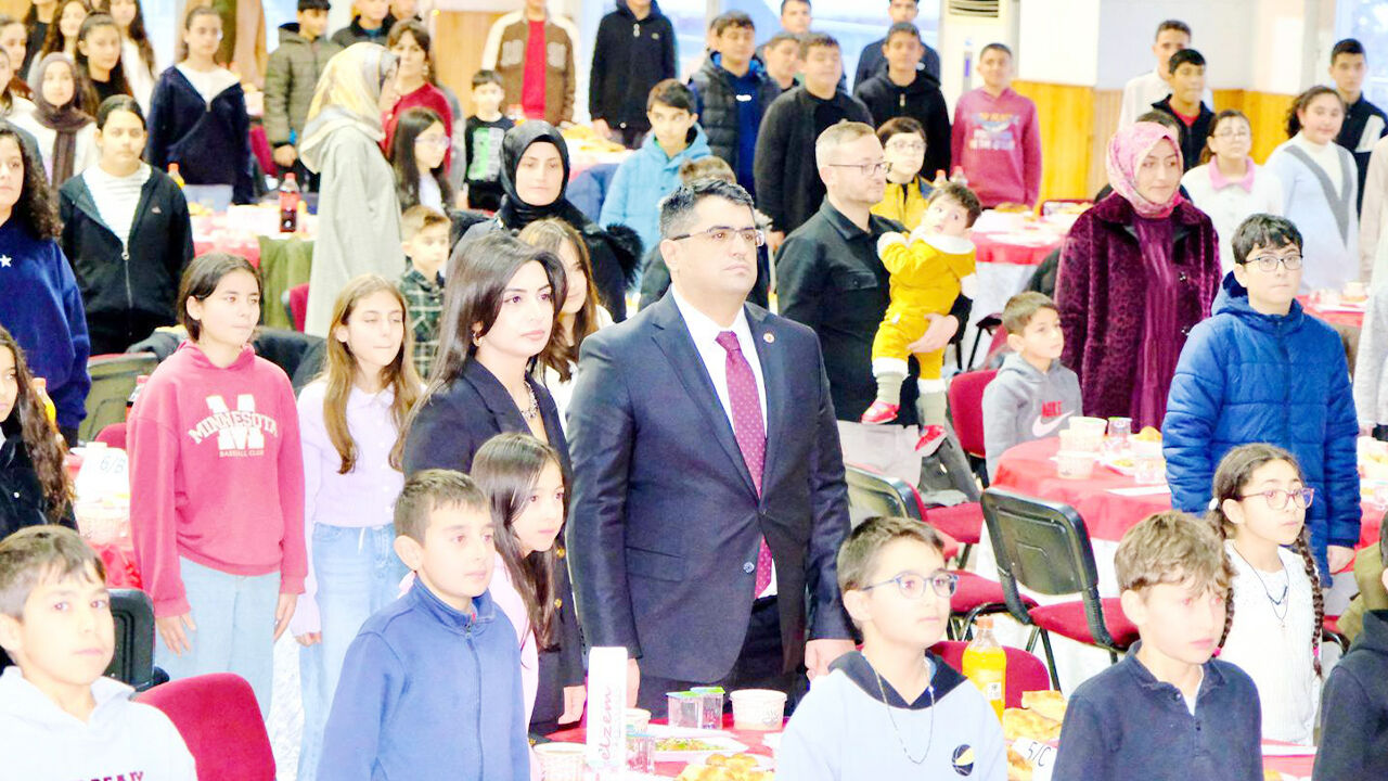 Gönüllere Dokunuyorlar (2)