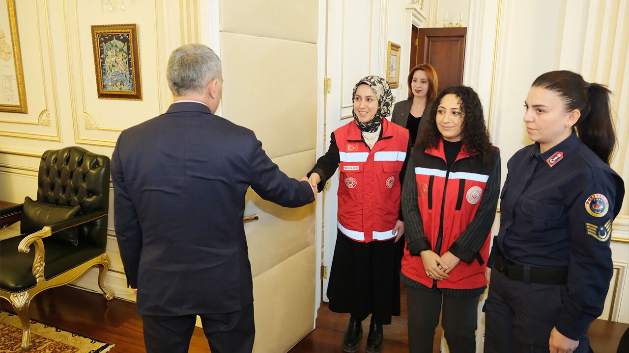 Kadın Personeli Unutmadı (1)