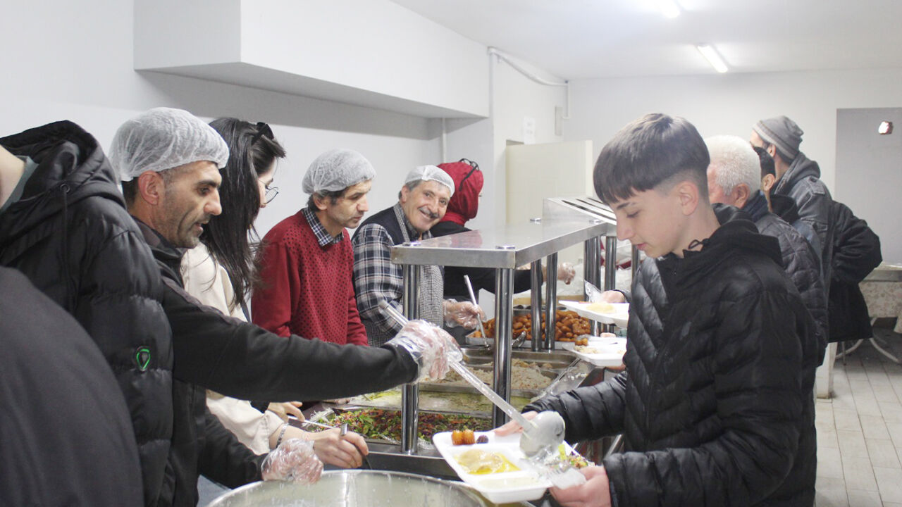 Vakıf Sofrası Bereket Sofrası! (5)