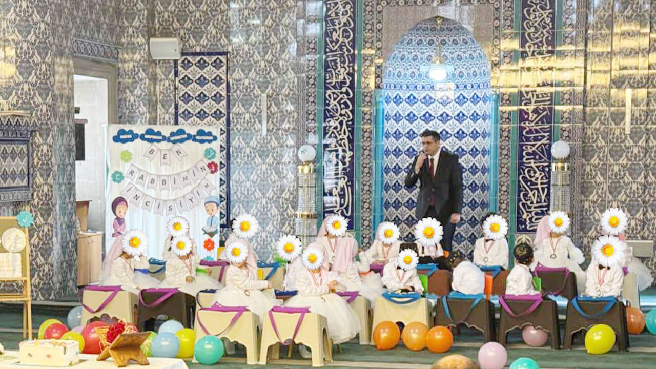 Akdağmadeni’nde Minik Yüreklerin Kur’an Sevinci! (4)