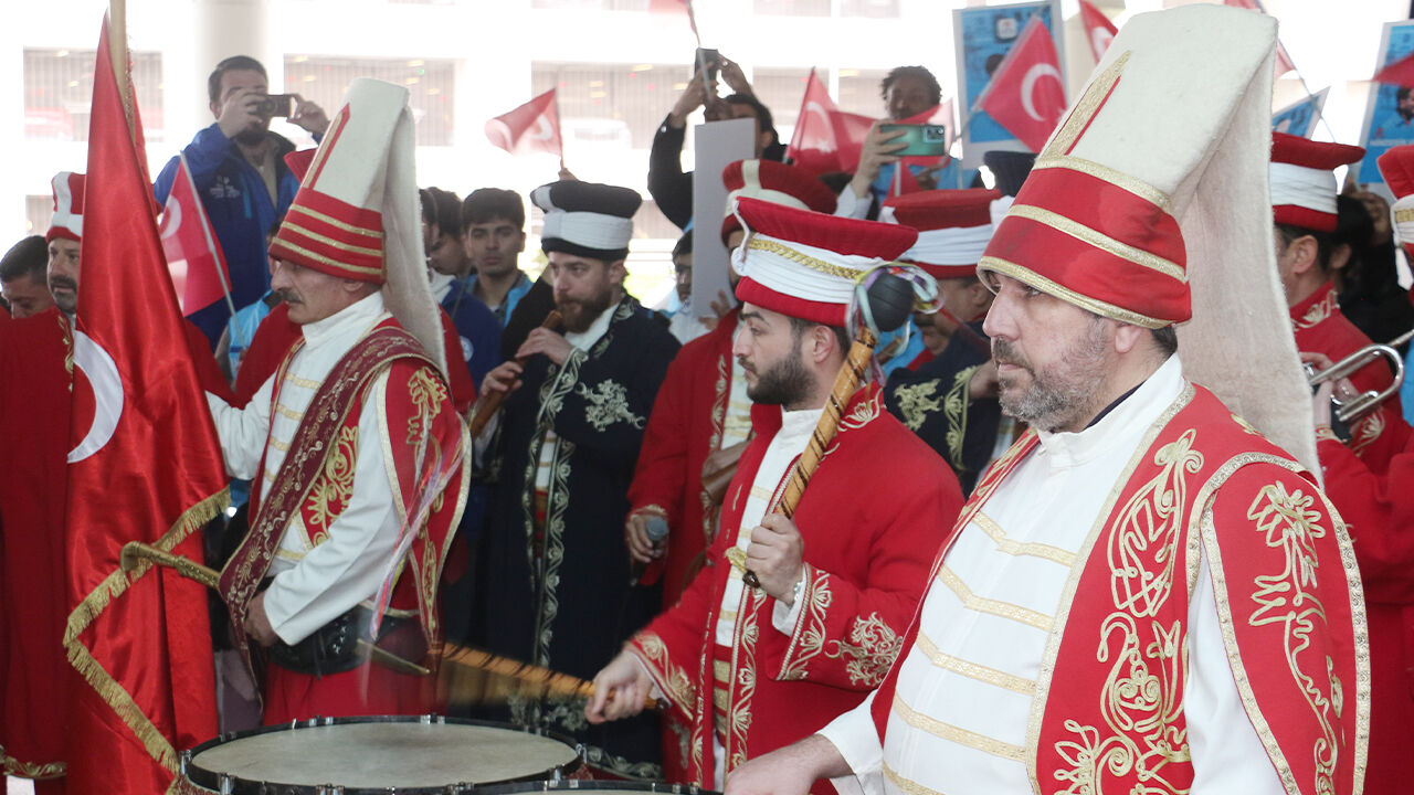 Rıza Yurda Döndü (3)