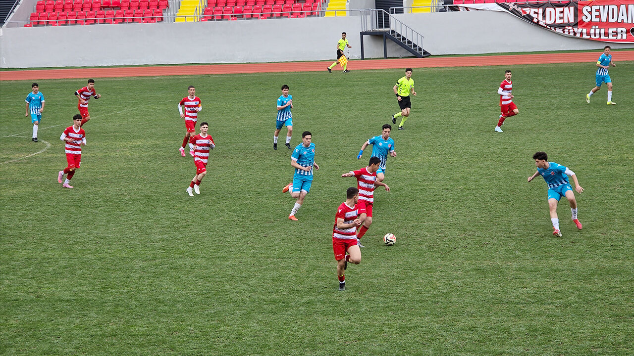 Şölen Sona Erdi! (4)