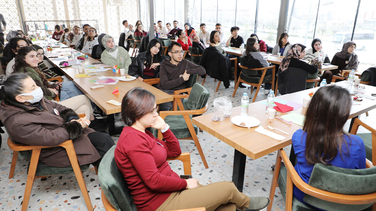 Strigomi Ile Tanıştılar (1)