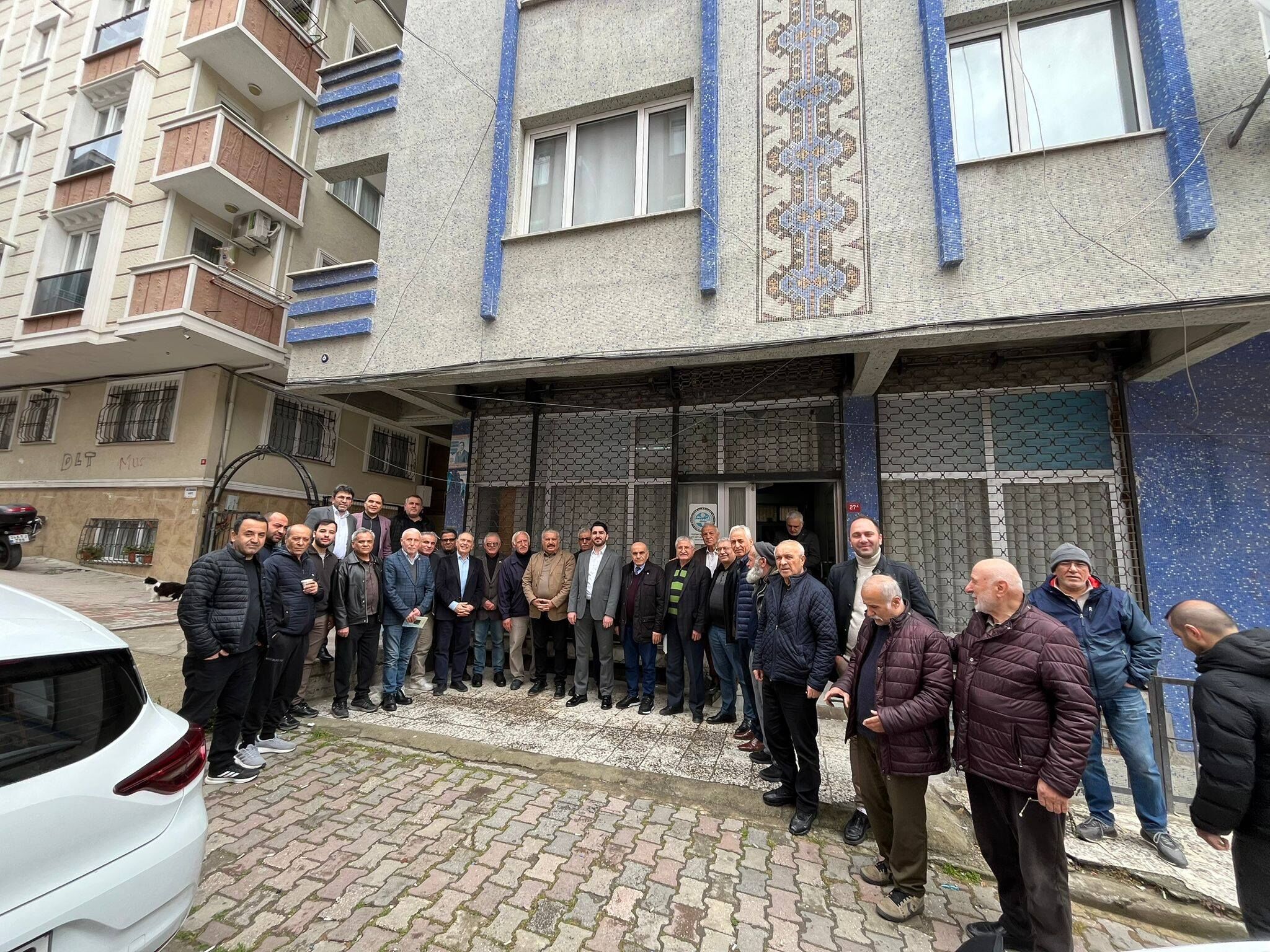 İstanbul’da Yozgatlılar Buluşması: Geleneksel Kahvaltı Programına Katıldı