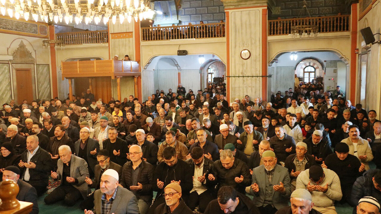 Bayram Namazı Çapanoğlu’nda (4)