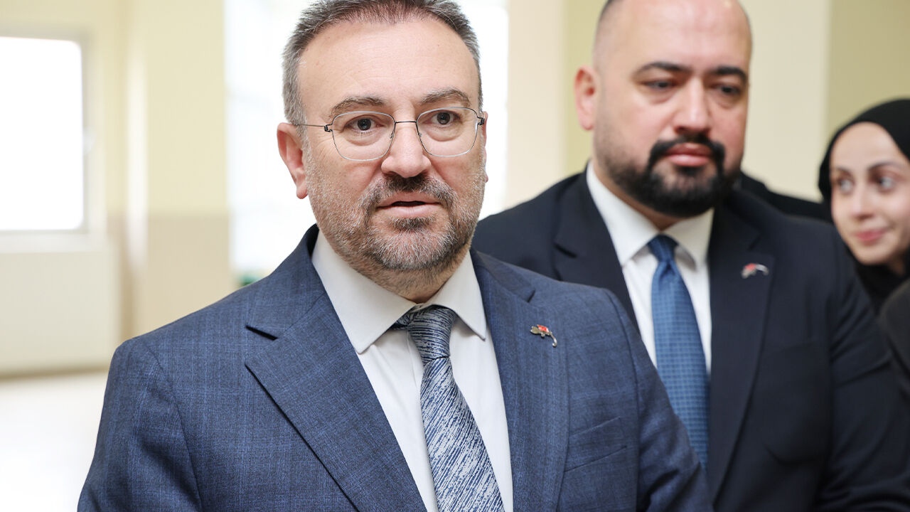 Bi̇li̇m Ve Gençli̇k (1)