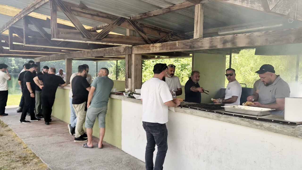 Çayıralan Derneği Strazburg'da Bahar Şenliği Düzenledi 2