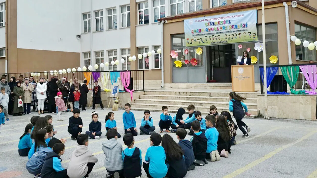 Doyasıya Eğlendiler (3)