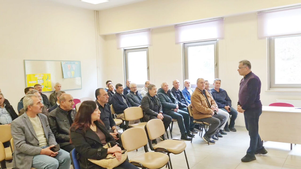 Eğitim Için Toplandılar (2)