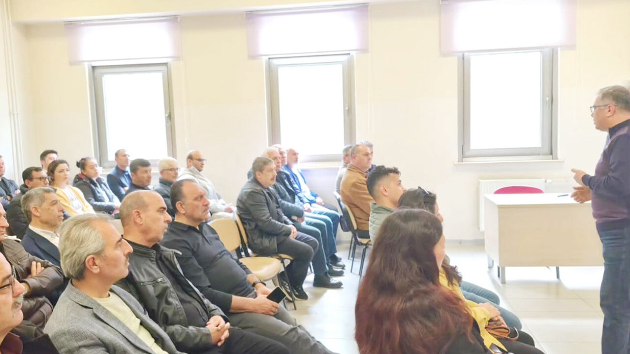 Eğitim Için Toplandılar (3)