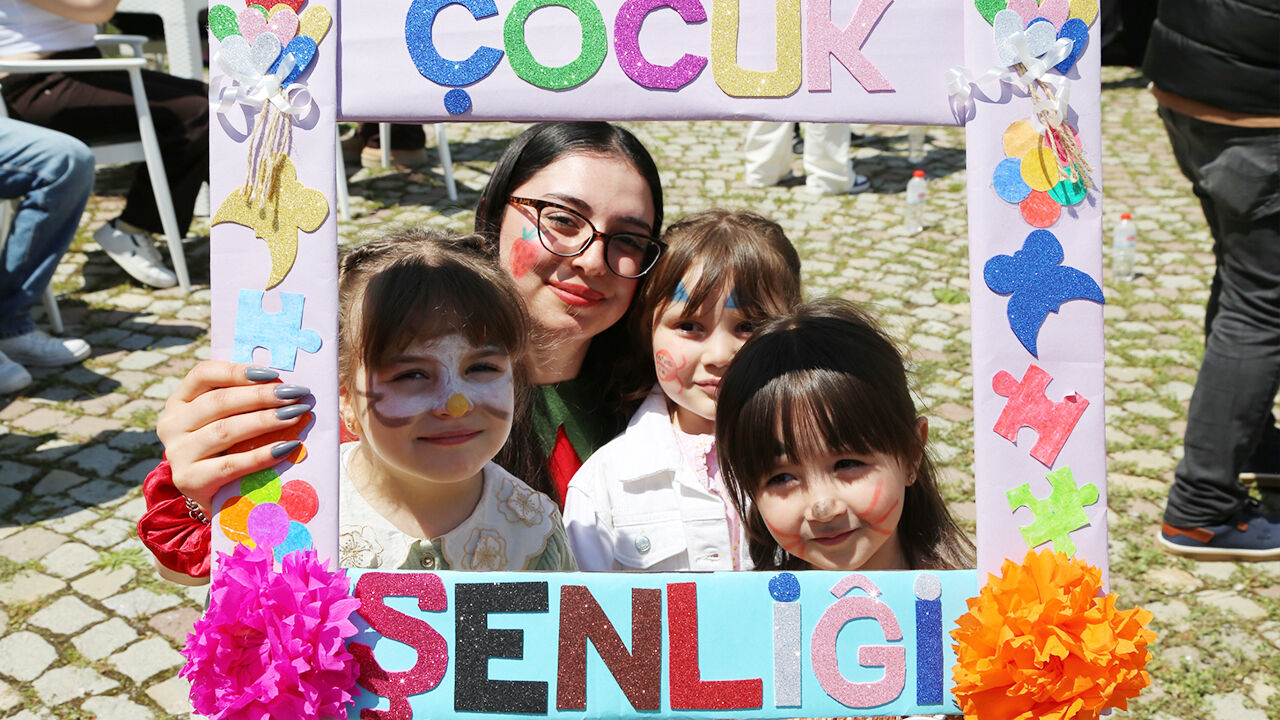Hem Eğlendi Hem Öğrendi (1)