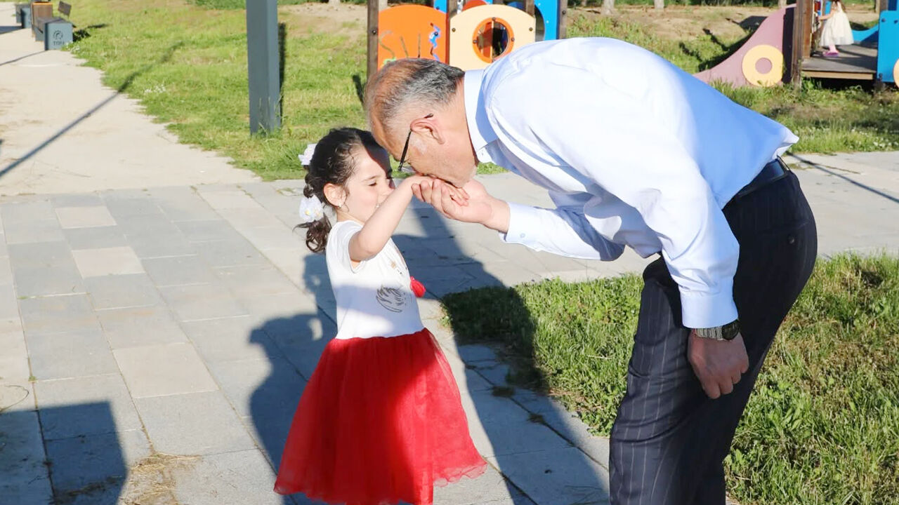 Hemşehrilerini Karşıladı! (1)