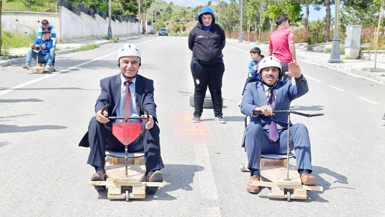 Kıyasıya Rekabet! (3)