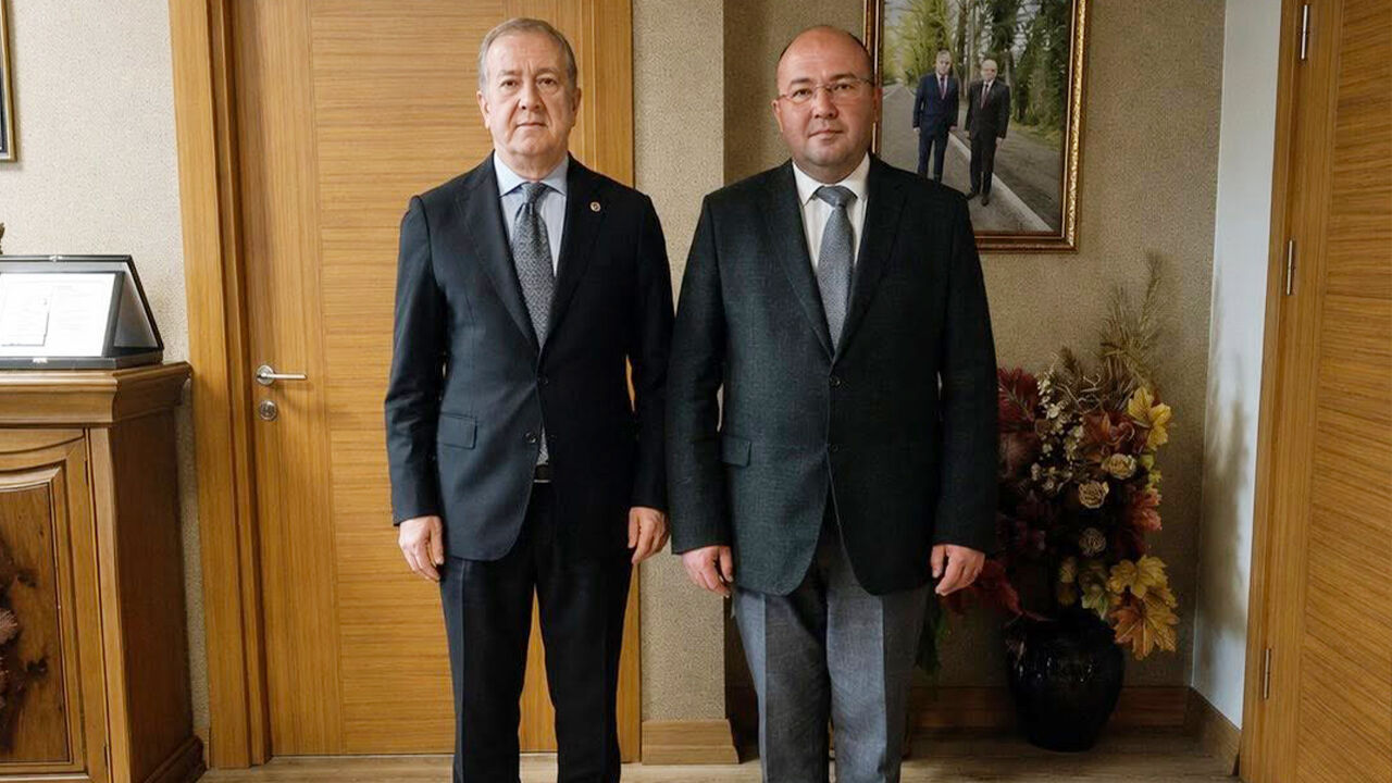 Mhp Genel Merkezinde Gündem Çayıralan! (1)