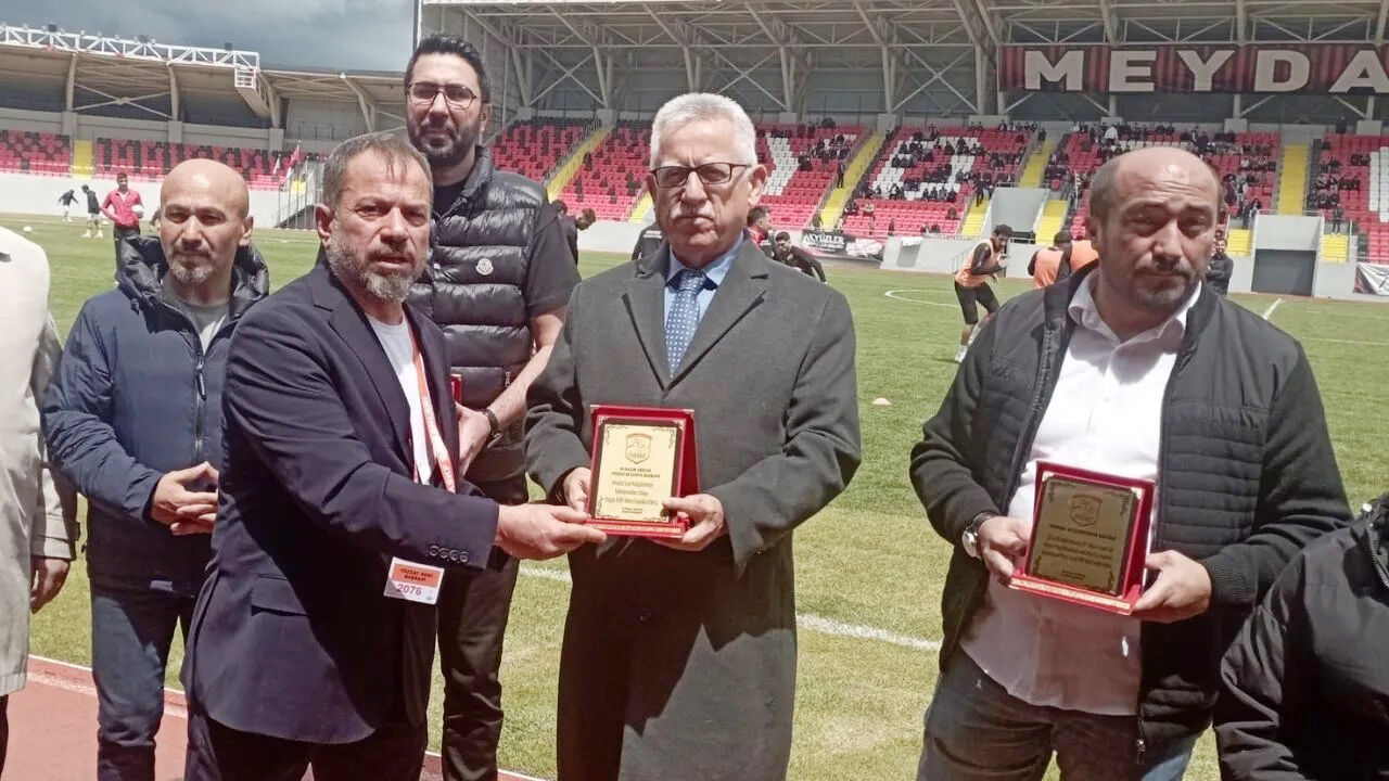 Şampiyon Yozgatspor 1959 Fk (2)