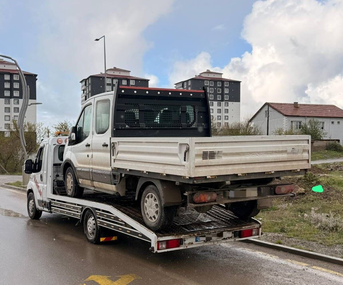 Jandarma Durdurdu: Sorgun’da Aranan Araç Ele Geçirildi