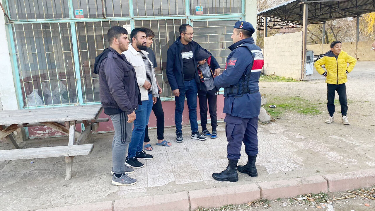 Yozgat’ta Eş Zamanlı Şok Huzur Ve Güven Denetimi (3)