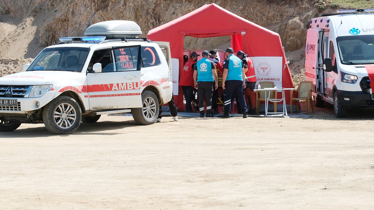 Yozgat’ta Su Baskını Yaşandı Ekipler Seferber Oldu! (3)
